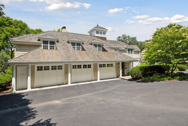 2670 Woolsey Lane, Woodland, MN 55391