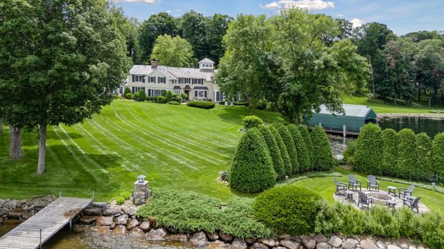 2670 Woolsey Lane, Woodland, MN 55391