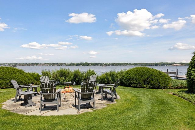 2670 Woolsey Lane, Woodland, MN 55391
