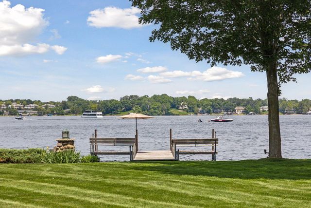 2670 Woolsey Lane, Woodland, MN 55391