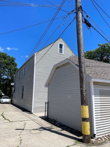 4851 W 28th Street, Cicero, IL 60804