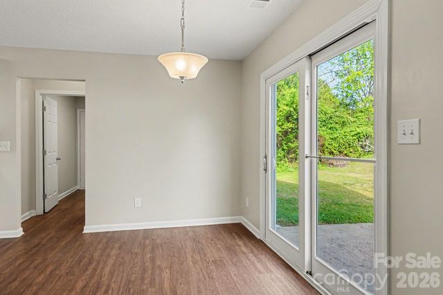 13003 Shannon Park Lane, Charlotte, NC 28273