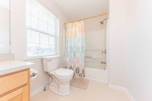 7290 Wellington Lane, Ypsilanti City, MI 48197