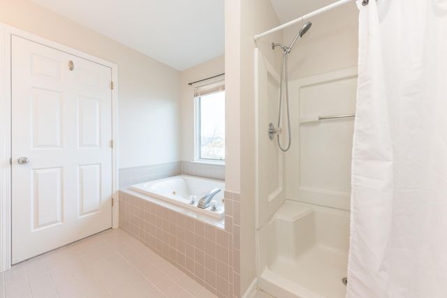 7290 Wellington Lane, Ypsilanti City, MI 48197