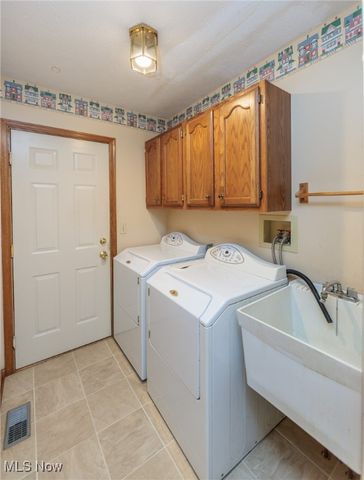 9741 Royal Valley Drive, North Royalton, OH 44133