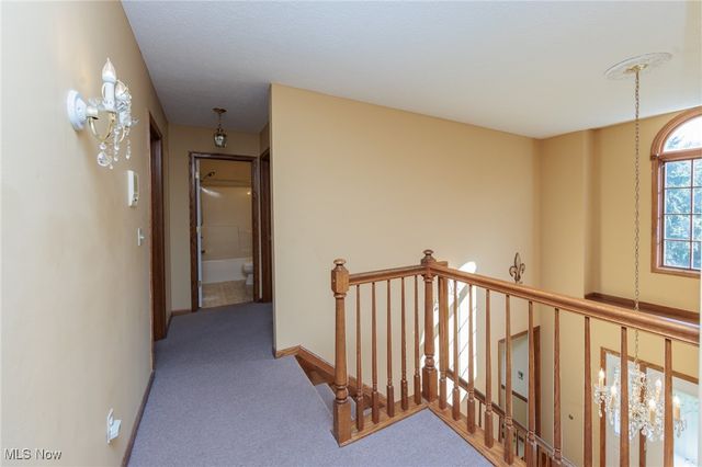 9741 Royal Valley Drive, North Royalton, OH 44133