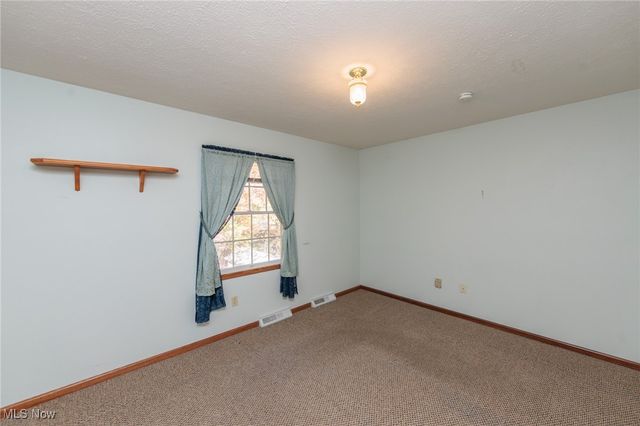 9741 Royal Valley Drive, North Royalton, OH 44133