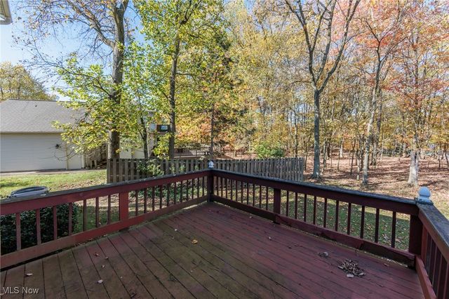 9741 Royal Valley Drive, North Royalton, OH 44133