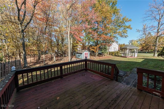 9741 Royal Valley Drive, North Royalton, OH 44133