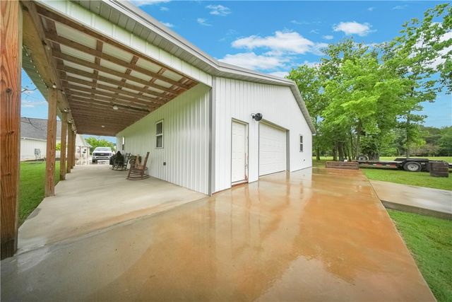 12643 Bethel Blacktop Road, Farmington, AR 72730