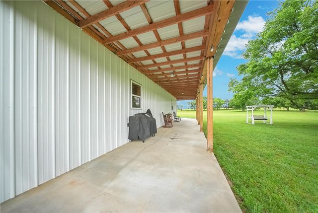12643 Bethel Blacktop Road, Farmington, AR 72730