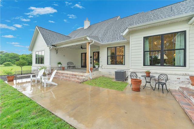 12643 Bethel Blacktop Road, Farmington, AR 72730