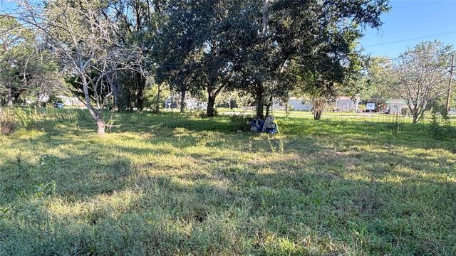 19101 Forest Street, Alvin, TX 77511
