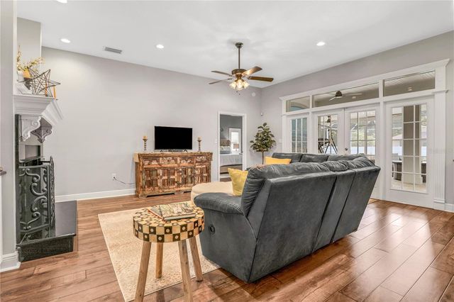 3831 GAINES DRIVE, Winter Haven, FL 33884