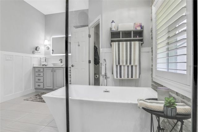 3831 GAINES DRIVE, Winter Haven, FL 33884