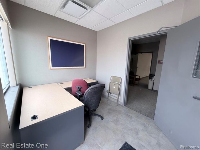 34381 Gratiot Avenue, Clinton Township, MI 48035