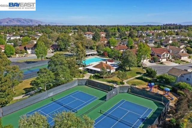 33590 Quail Run Rd, Fremont, CA 94555