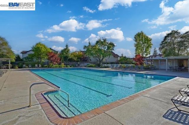 33590 Quail Run Rd, Fremont, CA 94555