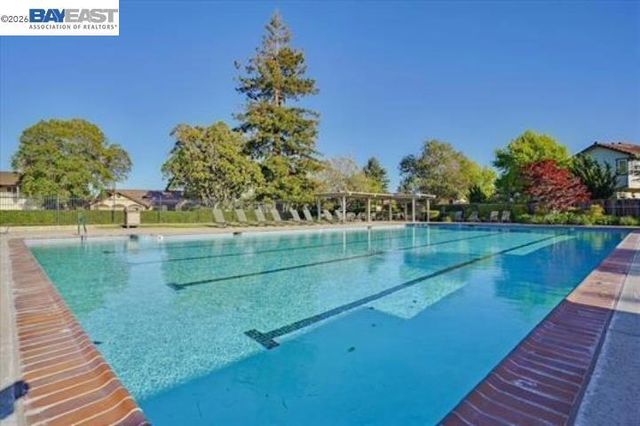 33590 Quail Run Rd, Fremont, CA 94555