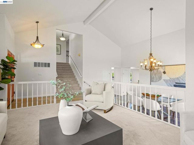33590 Quail Run Rd, Fremont, CA 94555