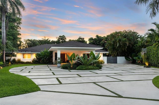 4800 Bay Point Rd, Miami, FL 33137