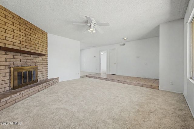 5208 W SHANGRI LA Road, Glendale, AZ 85304