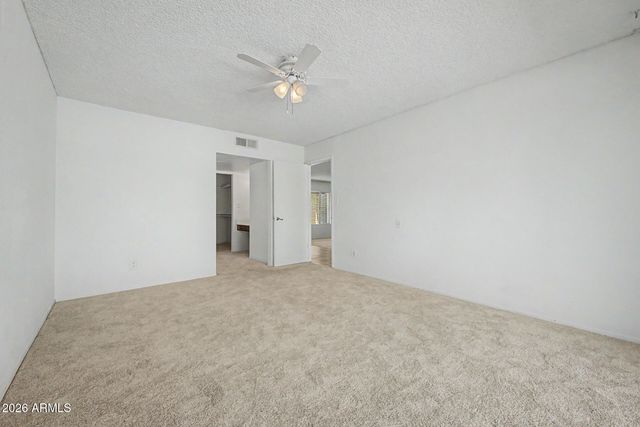 5208 W SHANGRI LA Road, Glendale, AZ 85304