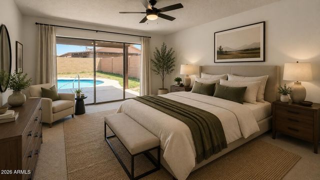 5208 W SHANGRI LA Road, Glendale, AZ 85304