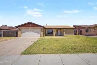 5208 W SHANGRI LA Road, Glendale, AZ 85304