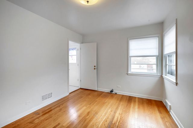 3311 N Plainfield Avenue, Chicago, IL 60634