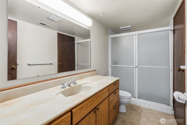 9927 63rd Avenue Ct E, Puyallup, WA 98373