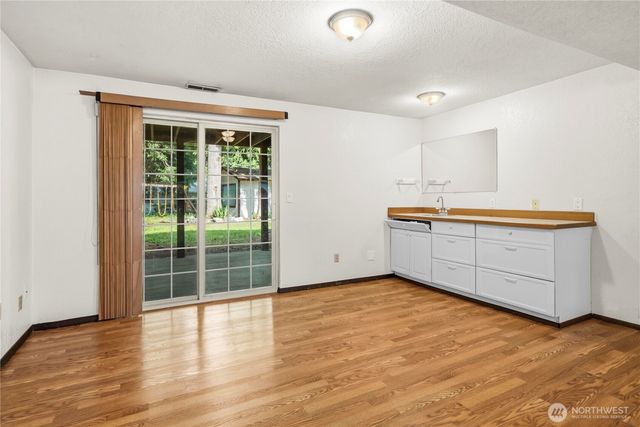 9927 63rd Avenue Ct E, Puyallup, WA 98373