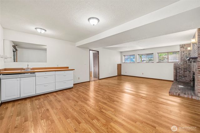 9927 63rd Avenue Ct E, Puyallup, WA 98373