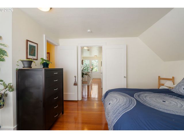 7633 N ALBINA Ave, Portland, OR 97217