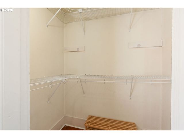 7633 N ALBINA Ave, Portland, OR 97217