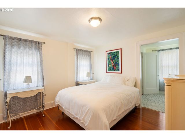 7633 N ALBINA Ave, Portland, OR 97217