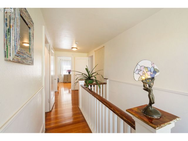 7633 N ALBINA Ave, Portland, OR 97217