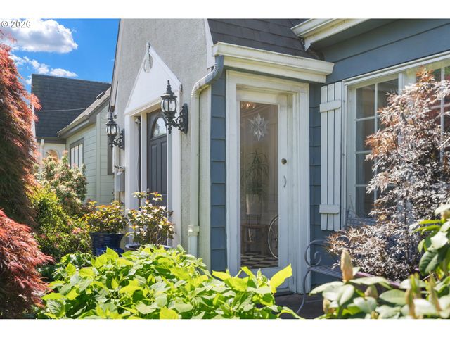 7633 N ALBINA Ave, Portland, OR 97217