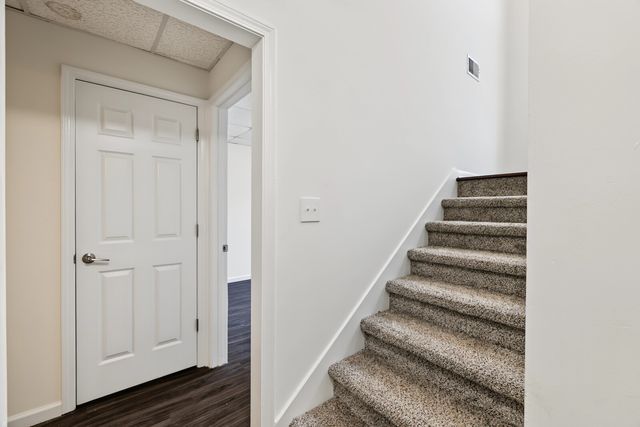 1361 Mutual Dr, Clarksville, TN 37042