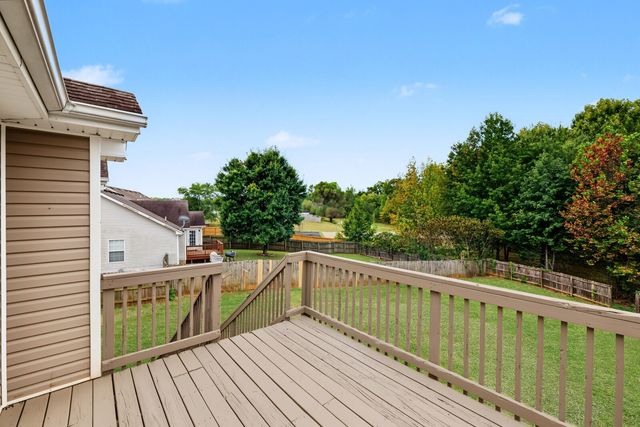 1361 Mutual Dr, Clarksville, TN 37042