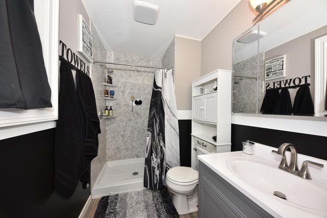 N61W23804 Sumac LANE, Sussex, WI 53089