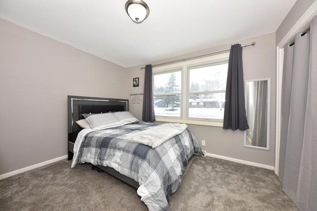 N61W23804 Sumac LANE, Sussex, WI 53089