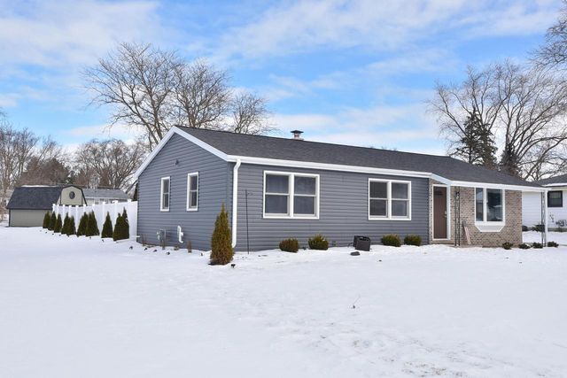 N61W23804 Sumac LANE, Sussex, WI 53089