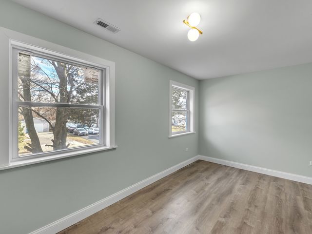 1817 Kelly Avenue, Crest Hill, IL 60403