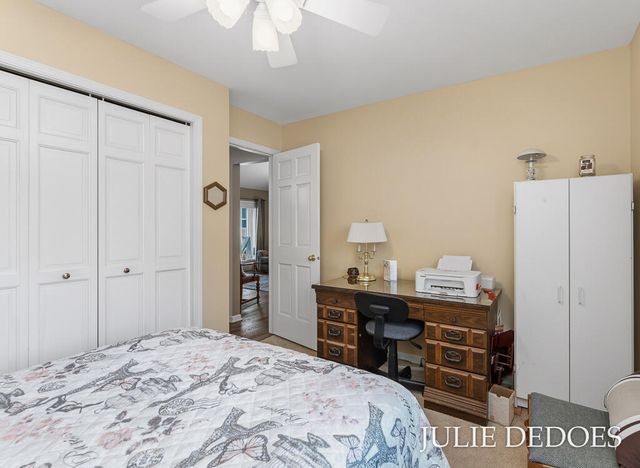 8 Summit Park Drive 8, Spring Lake, MI 49456