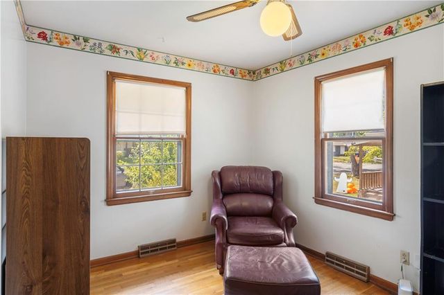 16206 E 35th Street S, Independence, MO 64055