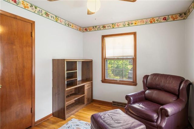 16206 E 35th Street S, Independence, MO 64055