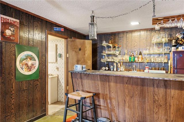 16206 E 35th Street S, Independence, MO 64055