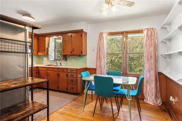 16206 E 35th Street S, Independence, MO 64055