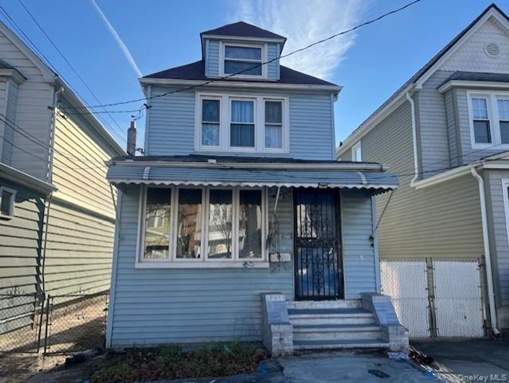 62-82 Booth Street, Rego Park, NY 11374